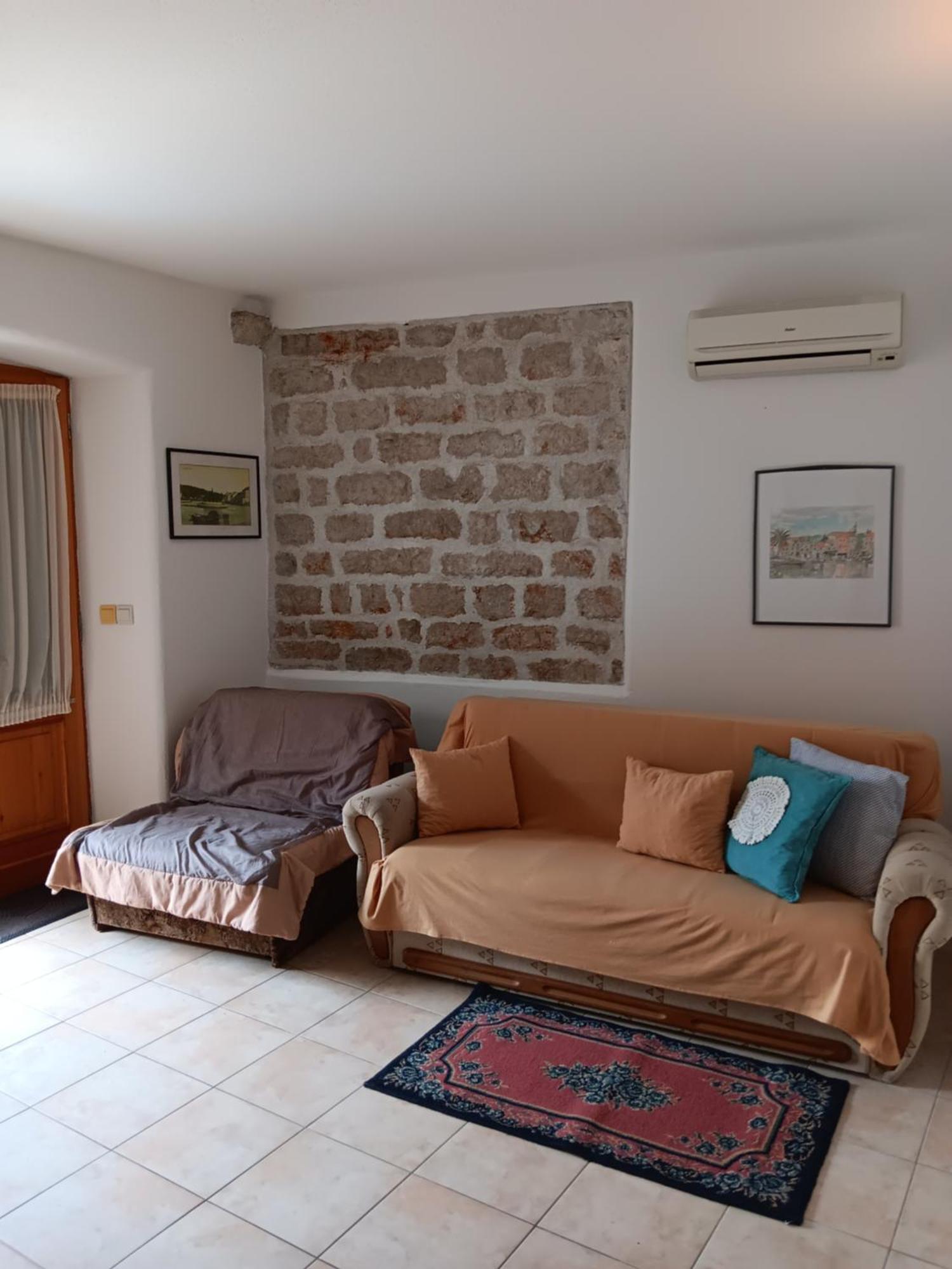 Guest House Lucijo Vrboska Rum bild