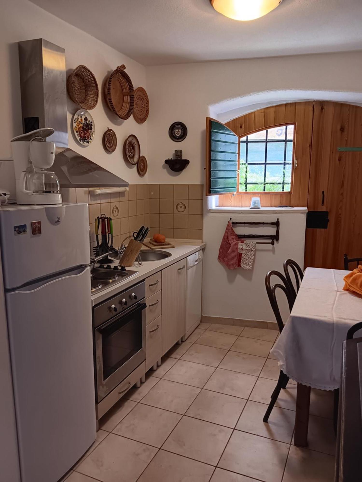 Guest House Lucijo Vrboska Rum bild