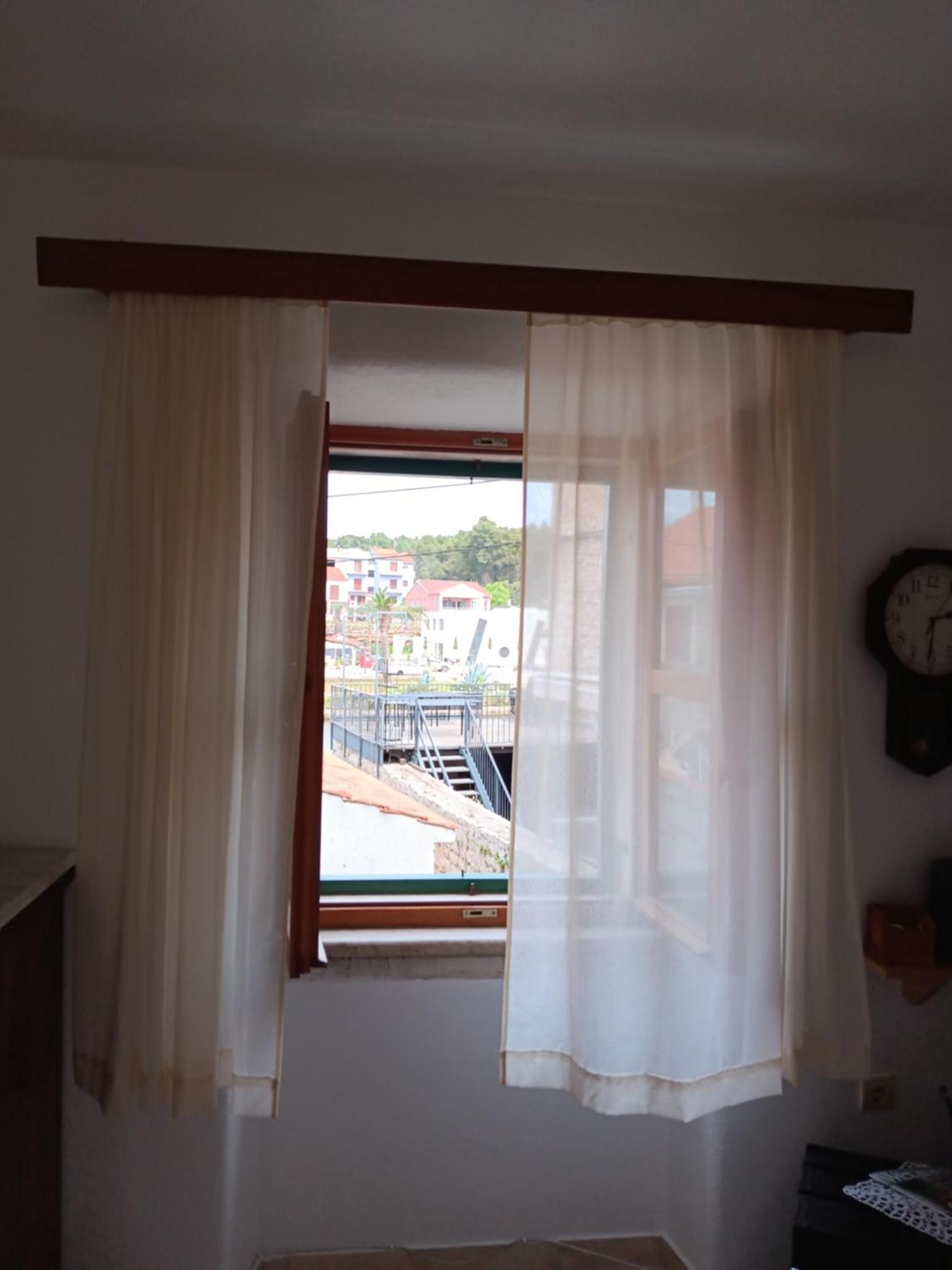 Guest House Lucijo Vrboska Rum bild