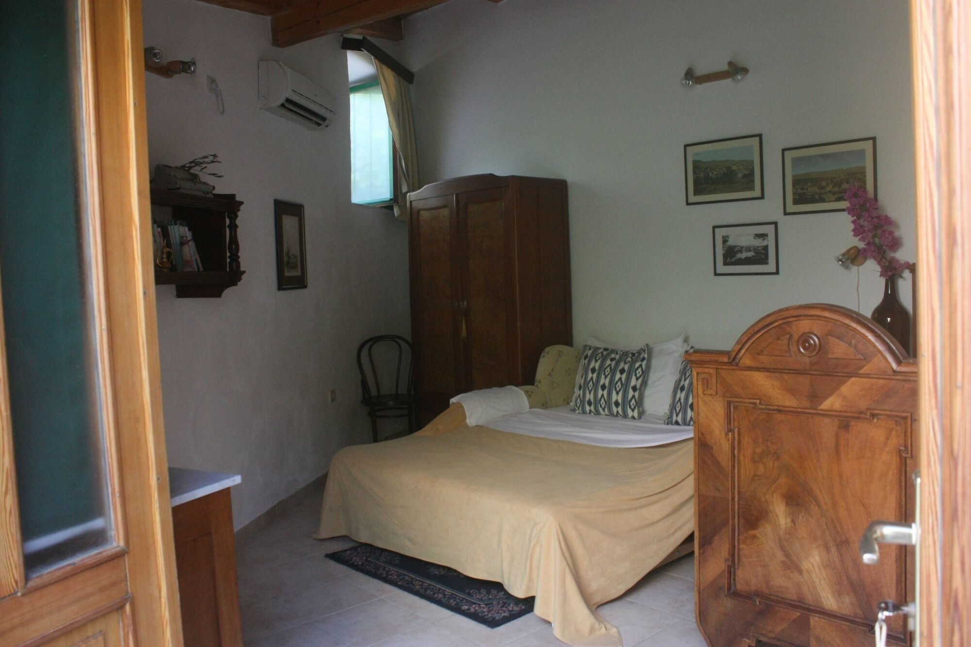 Guest House Lucijo Vrboska Exteriör bild